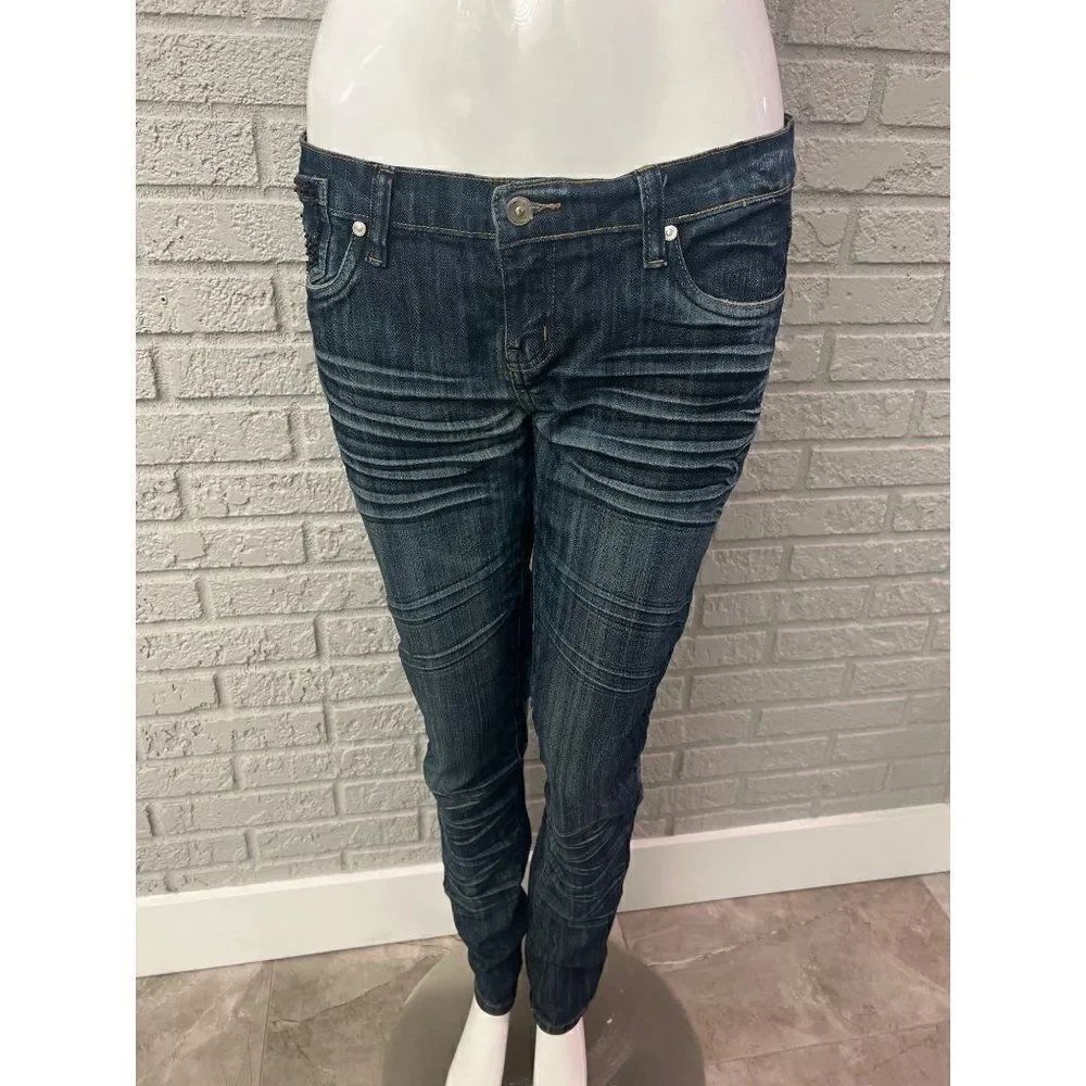 Decko Woman’s Low Rise Beaded/ Rhinestone Blue Jean Size 14